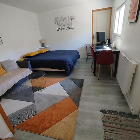 CAP NATURE - COSY T1 T3 T5 à 3km de Périgueux Boulazac Isle Manoire Esterno foto